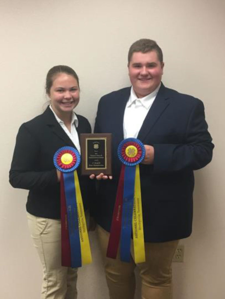 Marion County 4-H Members Learn Presentation Skills through Horse Project - Maddie Ashburn and Brandon Bass