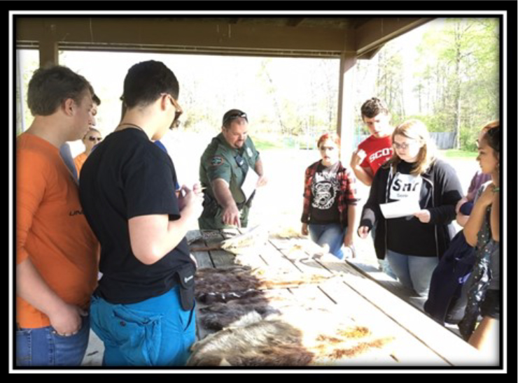 Current Grant Projects: Scott County [4-H Mentoring Program] - The youth involved in the 4-H Mentoring Program got an opportunity to explore the natural world a little more in depth.