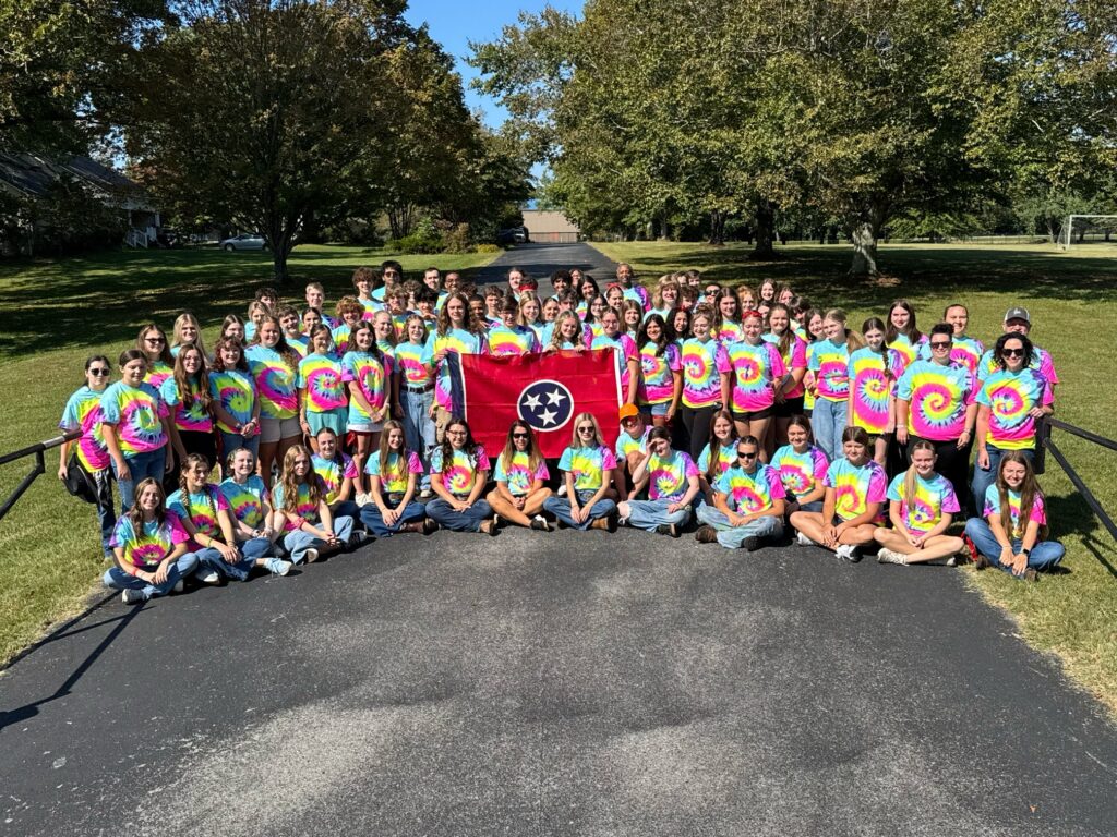 SRTLC Tennessee Group holding a Tennessee State Flag.