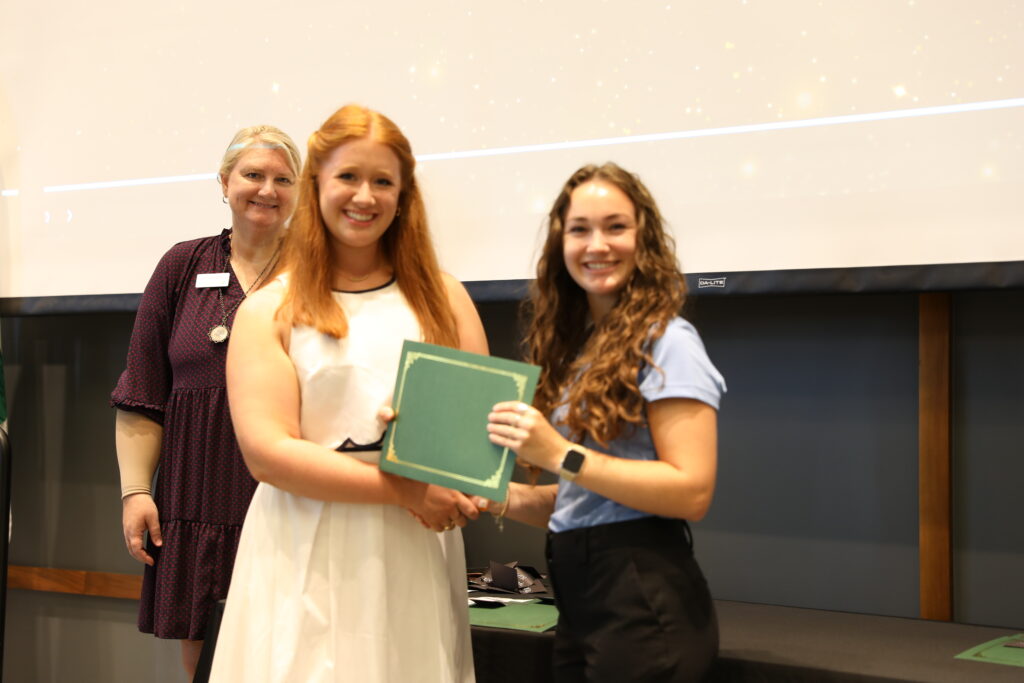 4-H Scholarship Winners