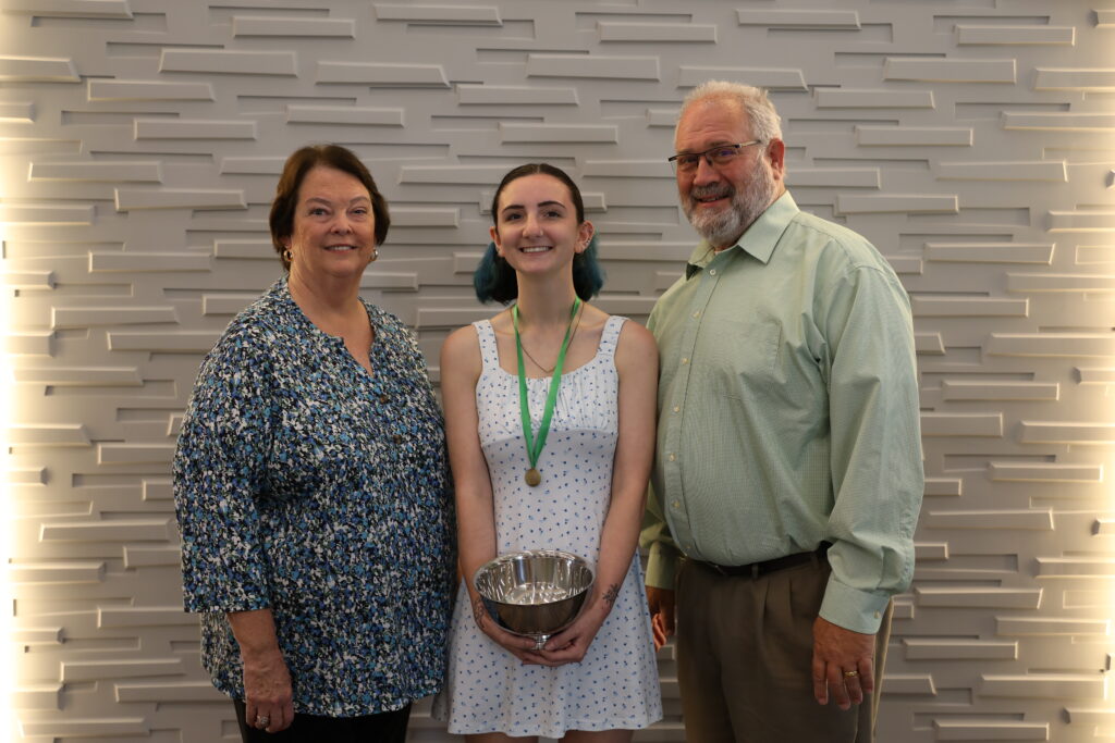 4-H Scholarship Winners